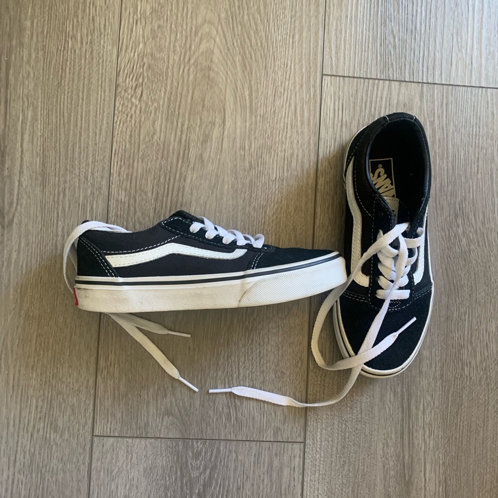 Kids black vans